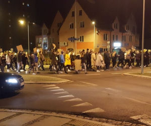 Strajk kobiet. Na ulice Bełchatowa wyszły TŁUMY Jak bełchatowianie komentują sytuację w kraju?