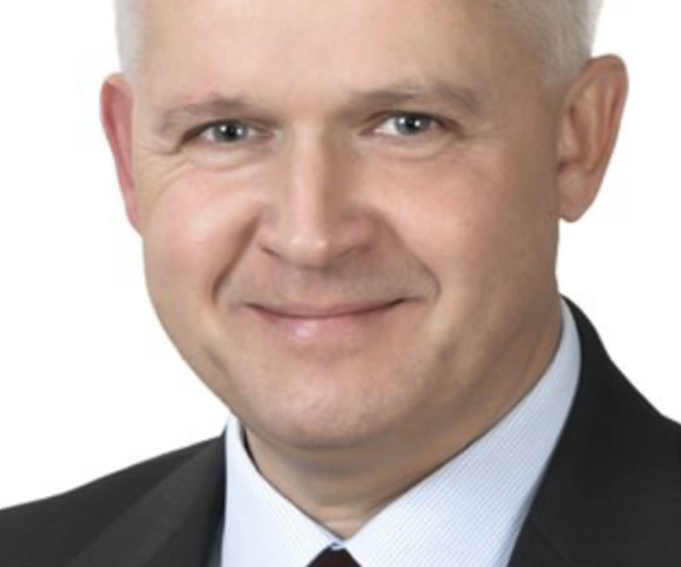 Urzędnik zarabia 26 000 miesięcznie
