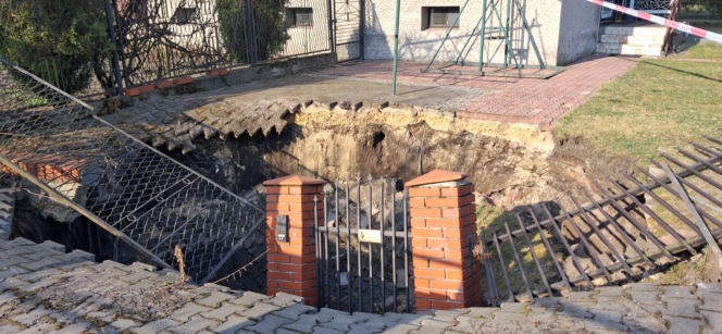 Wyrwa na będzińskiej posesji