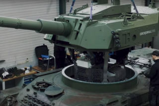 Leopard 1 zyskuje nowe życie. Ukraina otrzyma czołgi z 30 nowoczesnymi wieżami Cockerill 3105