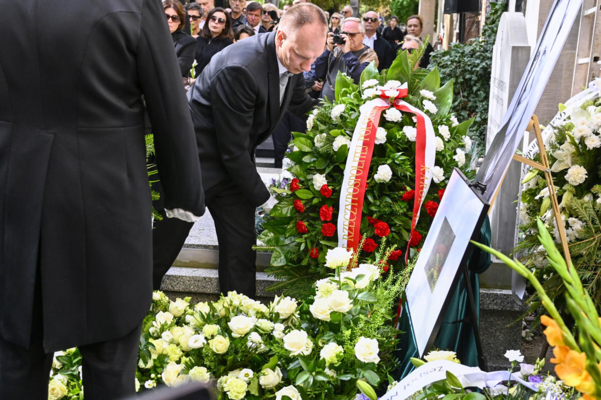 Oni pamiętali o Janie Fryczu. Biało-czerwone wieńce
