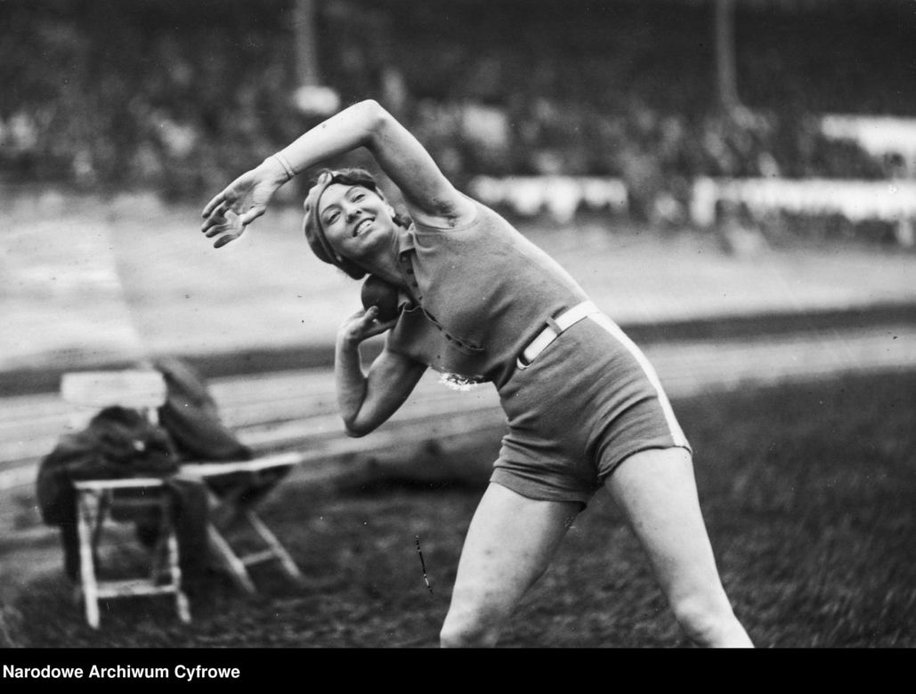 Halina Konopacka - pierwsza polska rekordzistka w lekkoatletyce oraz zdobywczyni pierwszego złota na olimpiadzie