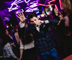 Playhouse w CR2