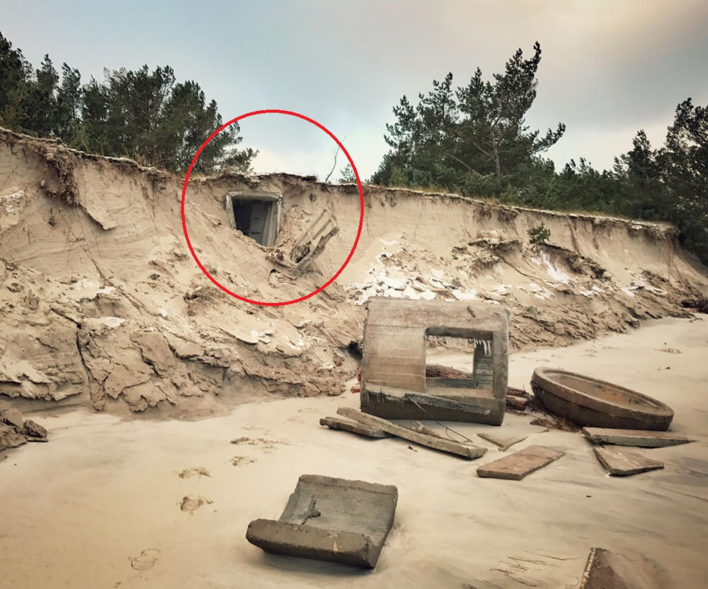 Tajemnicze przejście na helskiej plaży