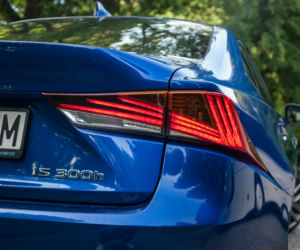 Lexus IS300h F SPORT