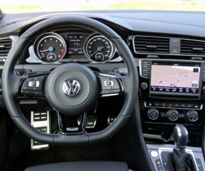 Volkswagen Golf R 2.0 TSI 300 KM