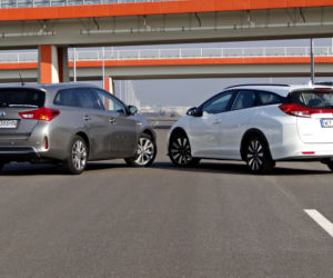 Toyota Auris Touring Sports vs. Honda Civic Tourer