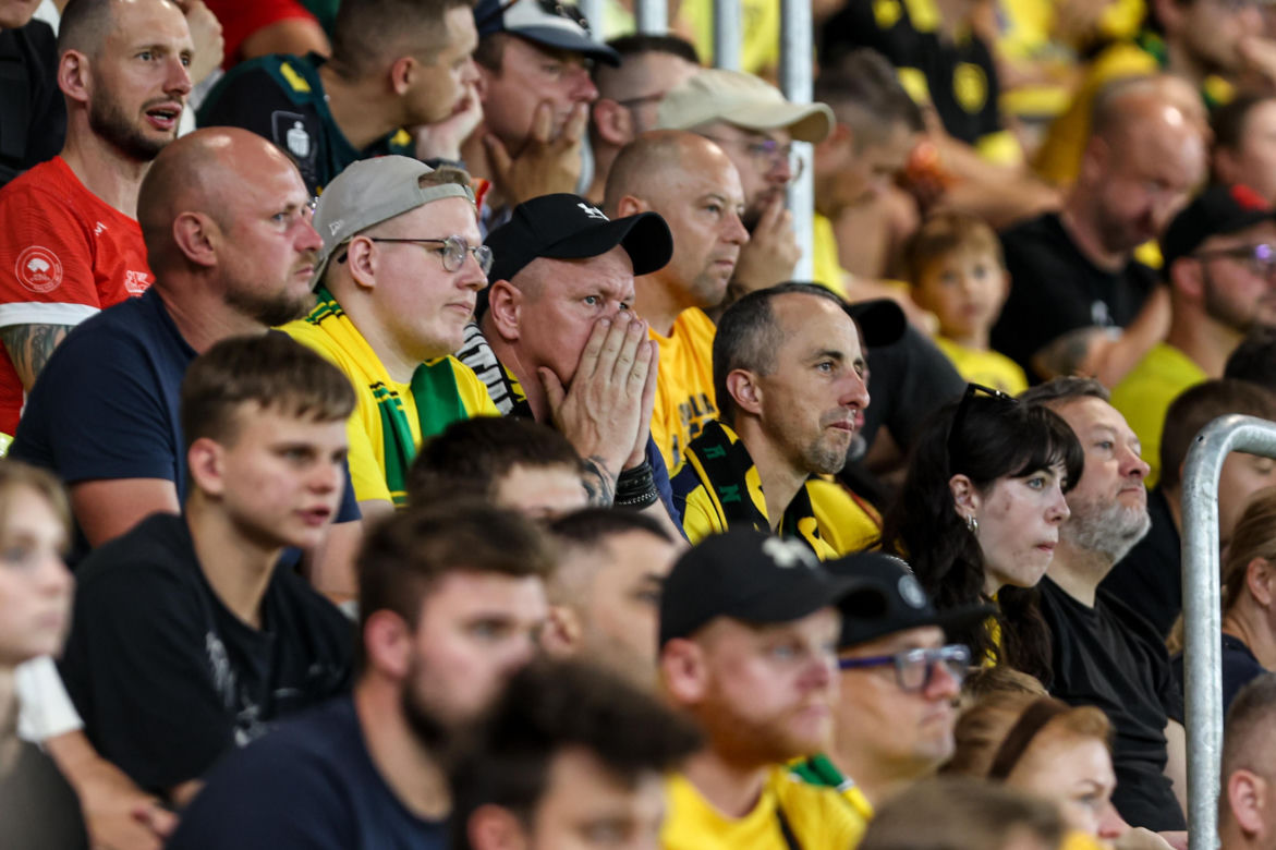 Zdjęcia kibiców z meczu GKS Katowice - MSK Żilina