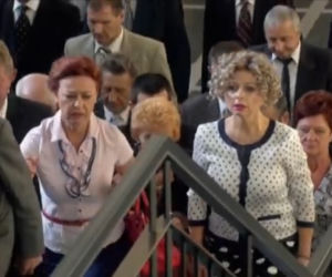 Ranczo 9 sezon. Lodzia (Magdalena Kuta), Halina (Violetta Arlak)