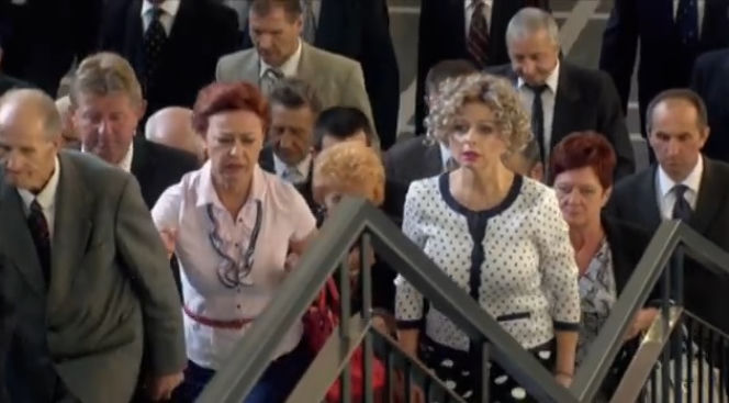 Ranczo 9 sezon. Lodzia (Magdalena Kuta), Halina (Violetta Arlak)