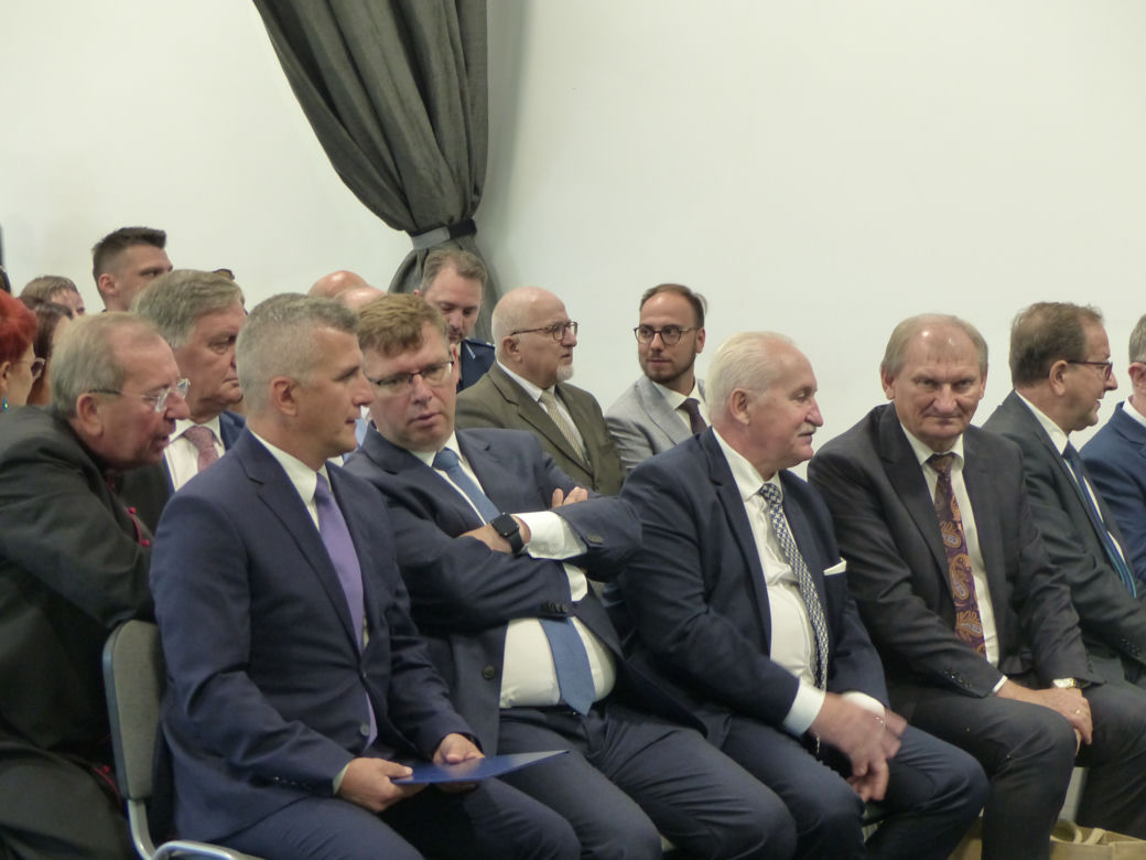 Otwarcie szkoły przy Sucharskiego
