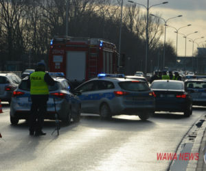 Kolizja potem wypadek z udziałem radiowozu na Wisłostradzie