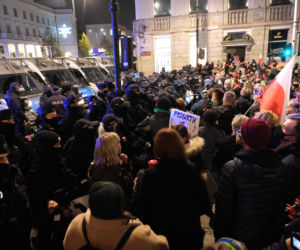 Blokada Sejmu przez Ogólnopolski Strajk Kobiet