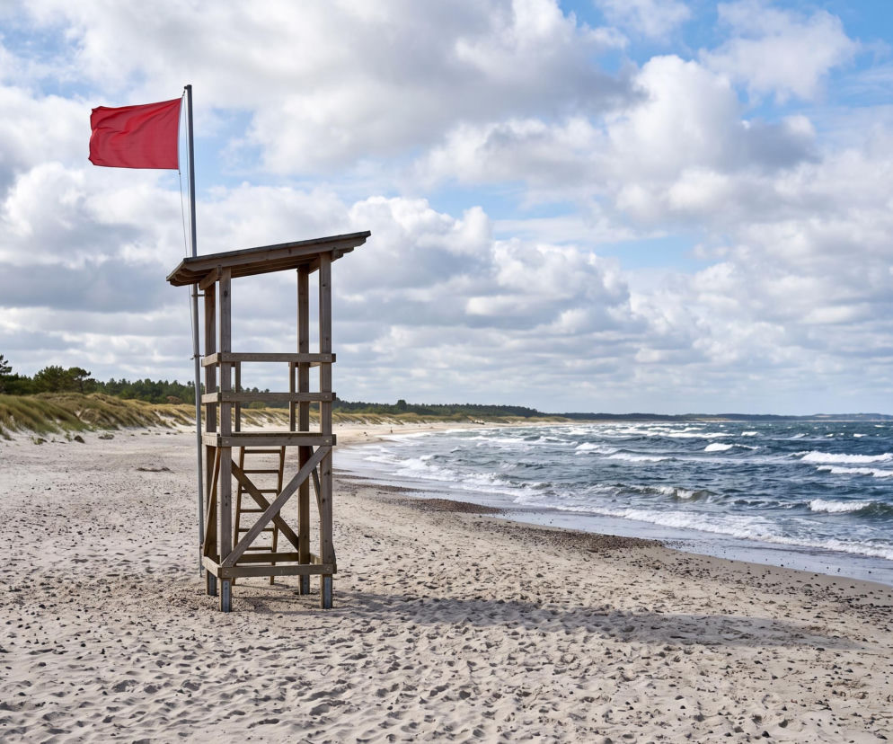 Sinice Władysławowo. Czy można się kąpać we Władysławowie 10.07? Flaga, warunki pogodowe
