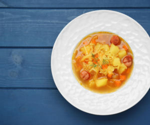 Kwasionka śląska na wędzonce – zapomniana zupa, która spokojnie konkuruje z żurkiem