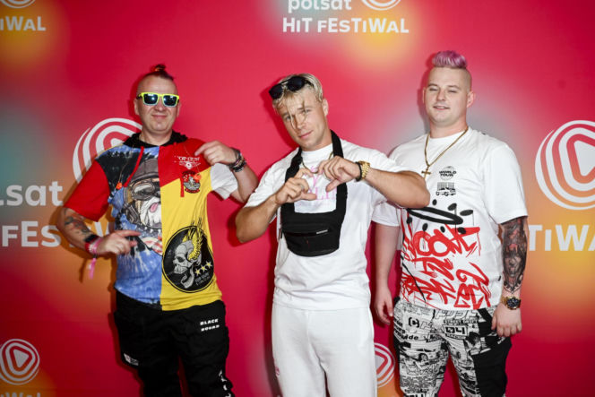 Skolim ma gest! Gitarzysta jego zespołu pokazał luksusowy prezent