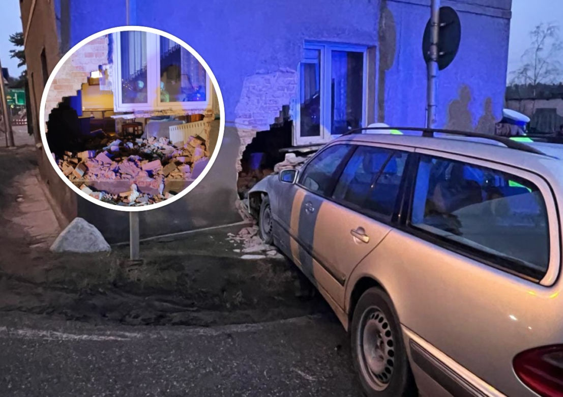 Mercedes uderzył w budynek i wybił potężną dziurę. Autem jechali ojciec z synem
