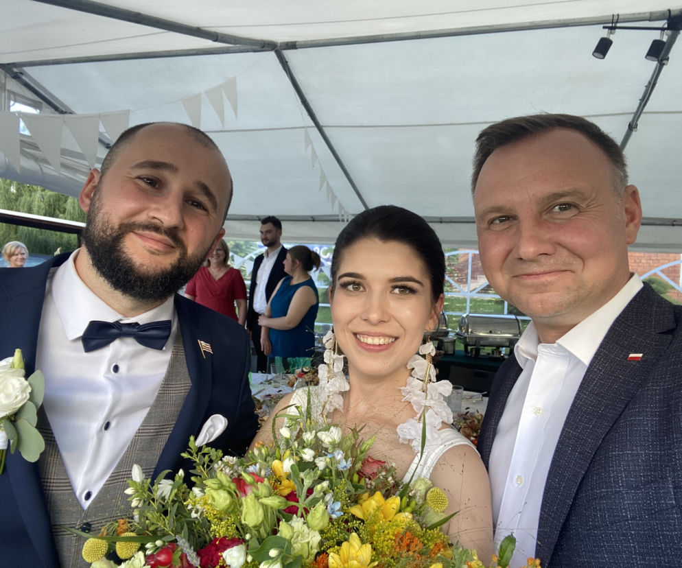 Prezydent Andrzej Duda wpadł na wesele we Wrzawach