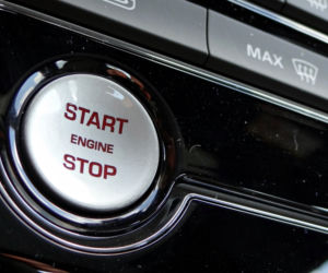 Jaguar XE 2.0 T R-Sport