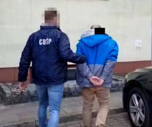 Akcja CBŚP: Rozbito gang ułatwiający pobyt nielegalnym imigrantom