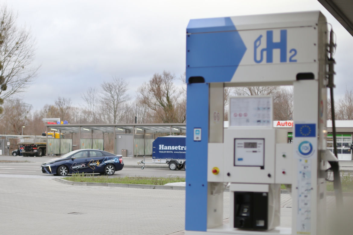 Toyota Mirai zarejestrowana w Polsce