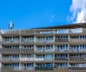 Blok przy Targowej 42 w Warszawie