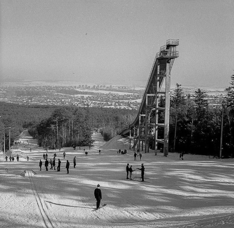 Skocznia narciarska w Kielcach na starych fotografiach
