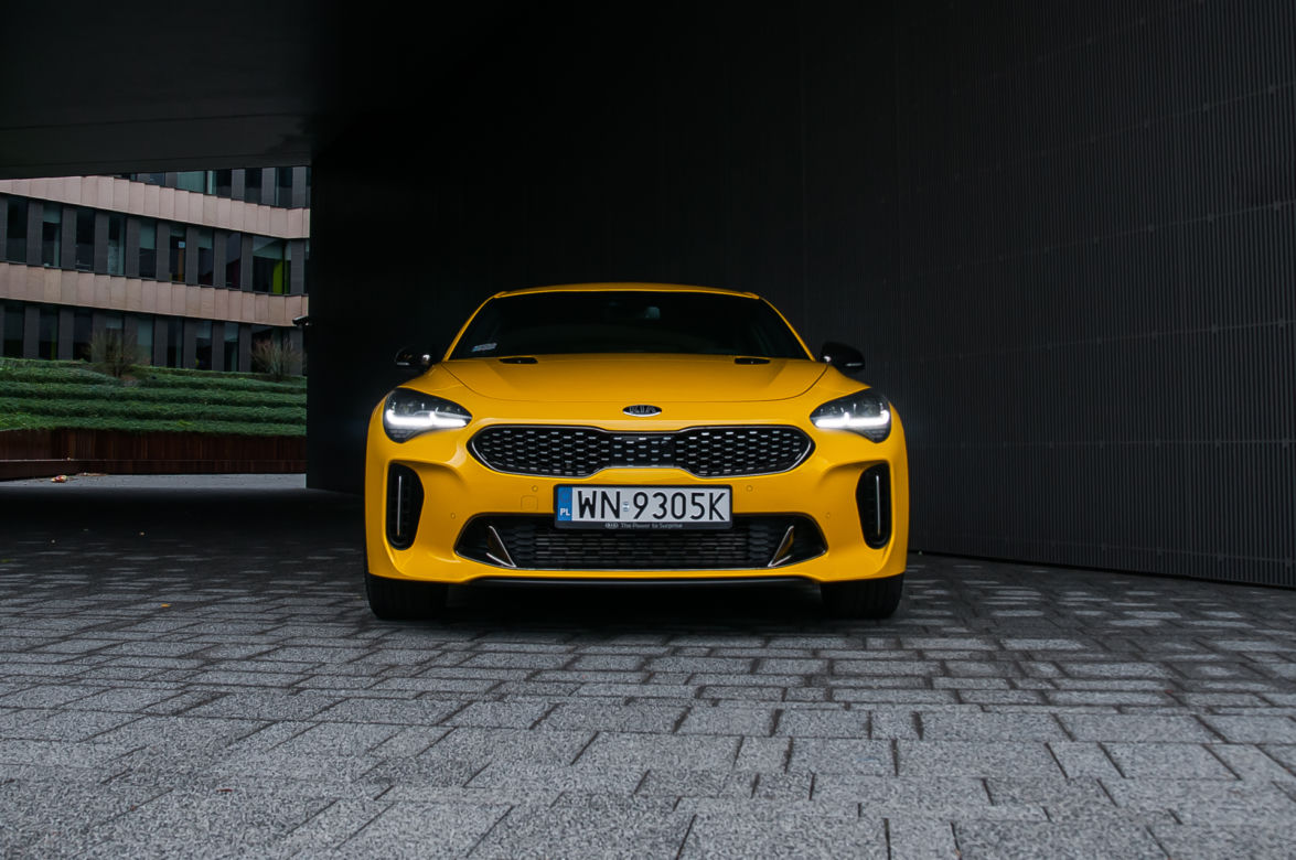 Kia Stinger GT 3.3 V6 T-GDI 366 KM 8AT AWD