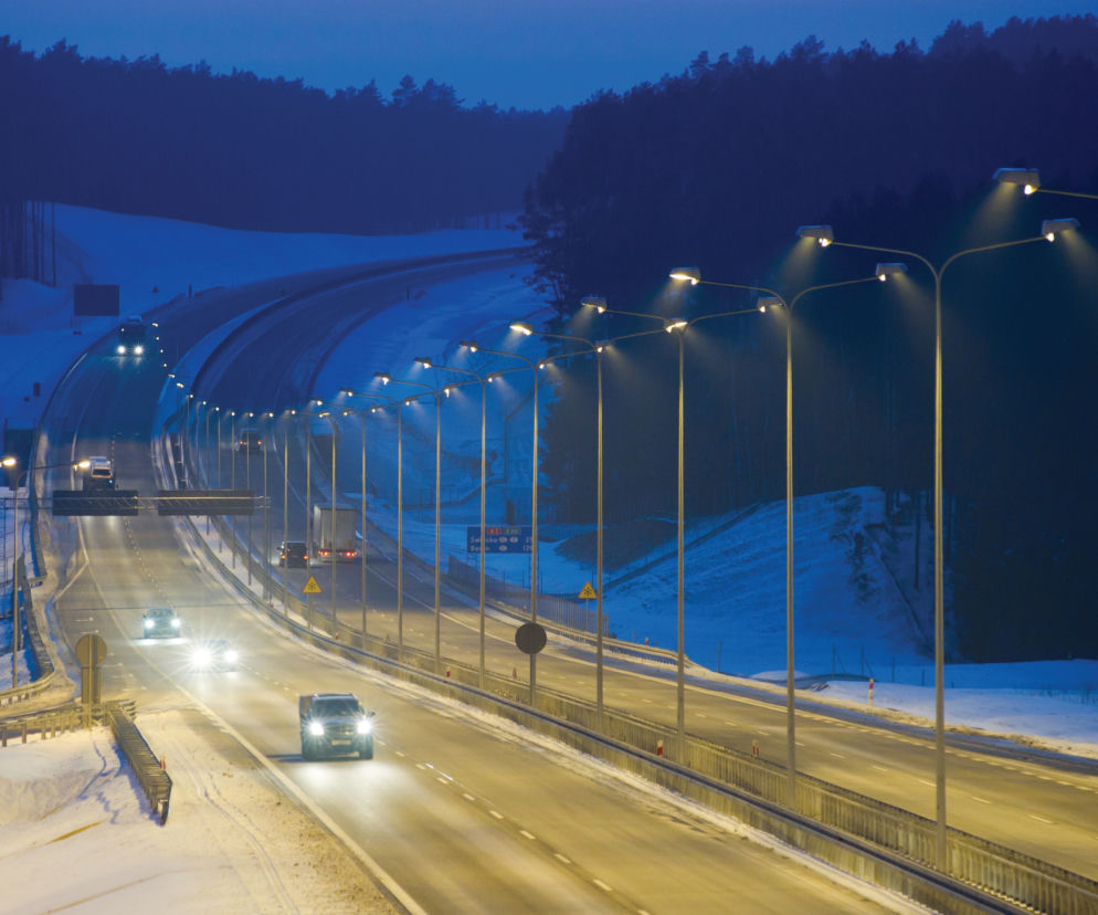 AUTOSTRADĄ - SZYBKO, KOMFORTOWO I BEZPIECZNIE DOTRZESZ NA FERIE
