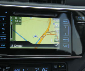 Toyota Auris Touring Sports lifting