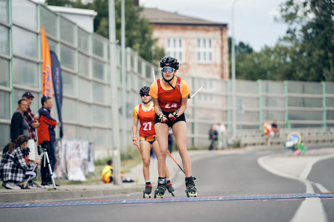 W pierwszym dniu zawodów o Puchar Polski w biegach na nartorolkach Marwe Cup zawodnicy wzięli udział w sprincie techniką dowolną