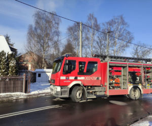 Kłęby dymu nad Krakowem! Pożar na ul. Malborskiej. Co się pali?