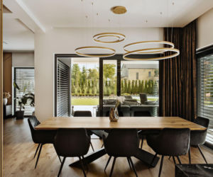 Między minimalizmem a złotym detalem. Elegancki dom w Katowicach