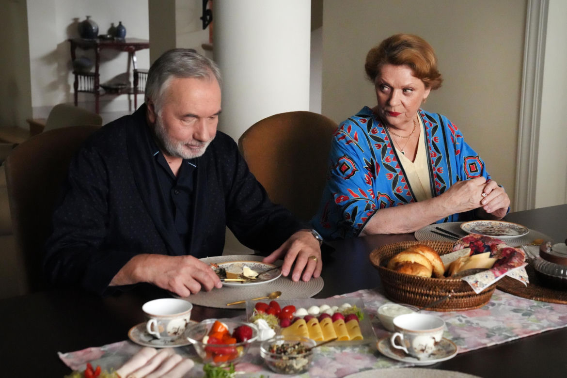 Barwy szczęścia, odc. 3129: Józefina Rawicz (Elżbieta Jarosik), Andrzej Zastoja-Modelski (Leon Charewicz)