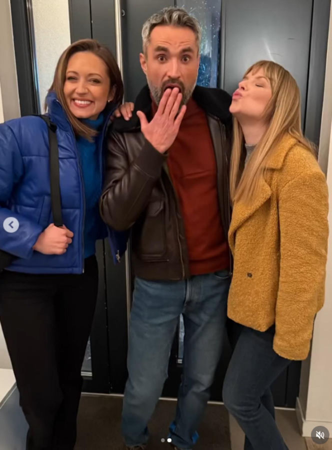 Na sygnale na planie. Sonia (Natalia Rewińska), Benio (Hubert Jarczak), Basia (Anna Wysocka-Jaworska)