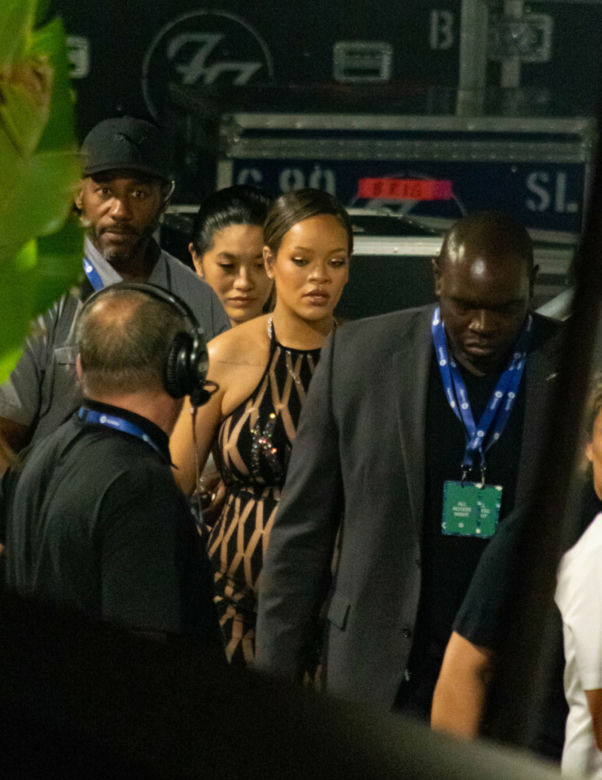 Rihanna wzięła tajny ślub?! Jedno słowo zdradziło wszystko