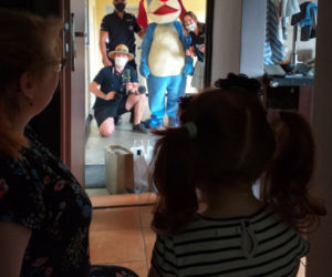 Piękny gest policjantów ze Śląska. Urodzinowa niespodzianka dla małej Madzi 