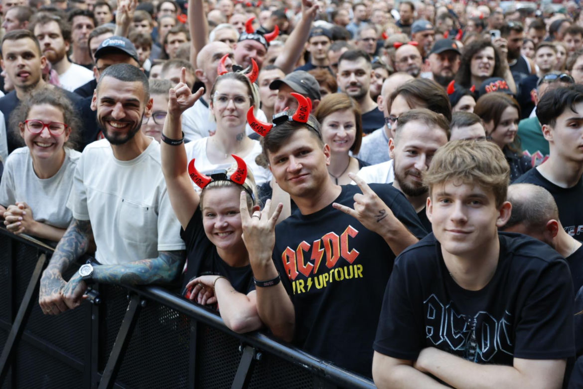 Koncert AC/DC w Warszawie (4.07.2025) - część pierwsza. Organizatorem koncertu jest Live Nation