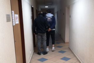 Otwock: Wandale zdewastowali święte miejsce. Usłyszeli już zarzuty [GALERIA]