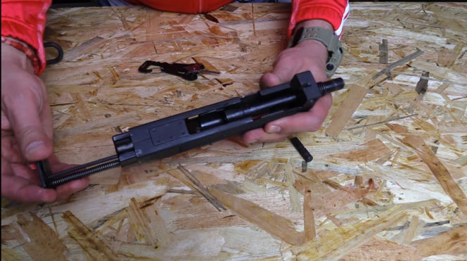 Pistolet maszynowy INGRAM MAC 11