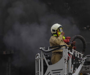 Pakistan/ Co najmniej 11 ofiar śmiertelnych pożaru w centrum handlowym w Karaczi