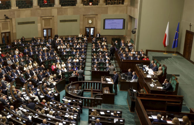 Totalne zaskoczenie w Sejmie. Posłowie zaczęli szczekać! Jest nagranie