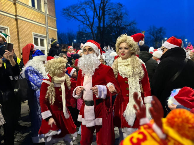 Orszak Świętego Mikołaja rozpoczął Magiczny Grudzień w Kielcach!