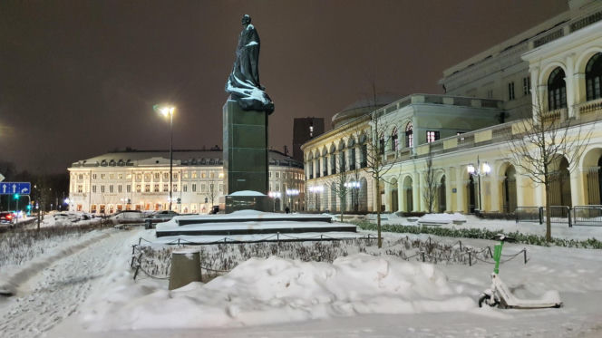 Zimowe utrudnienia w Warszawie