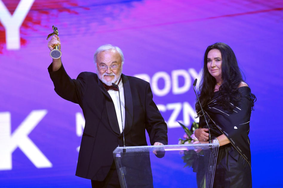 Wypadek za kulisami Polsat Hit Festiwal 2026. 80-letni Andrzej Kosmala trafił do szpitala