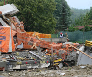 Wysadzenie bloku w Bielsku-Białej [ZDJĘCIA]