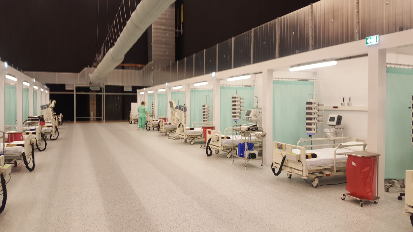Szpital tymczasowy w Katowicach gotowy na przyjęcie pacjentów