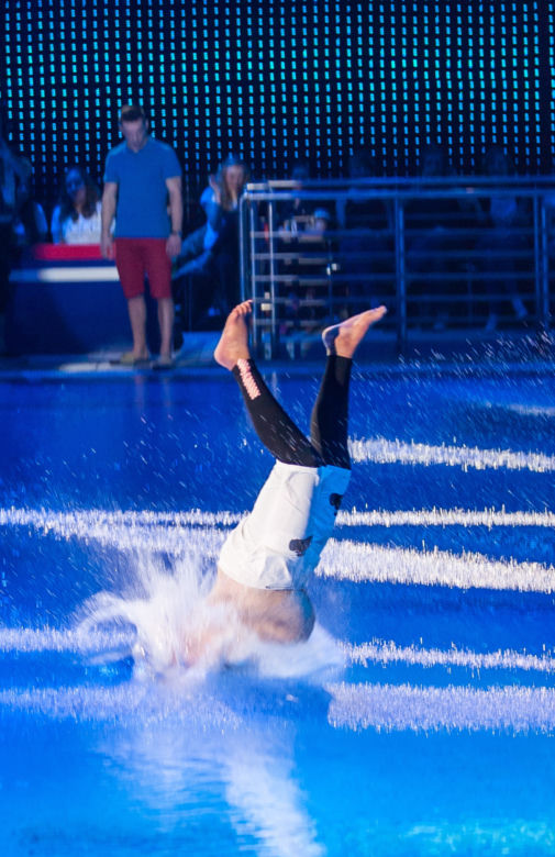 Celebrity Splash, odcinek 1,  ADAM KRAŚKO