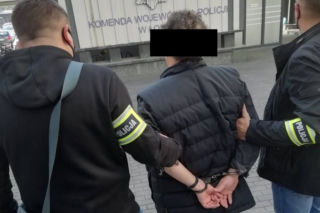 Lekarz z Łodzi podejrzany o oszustwa. Po latach został zatrzymany przez policję