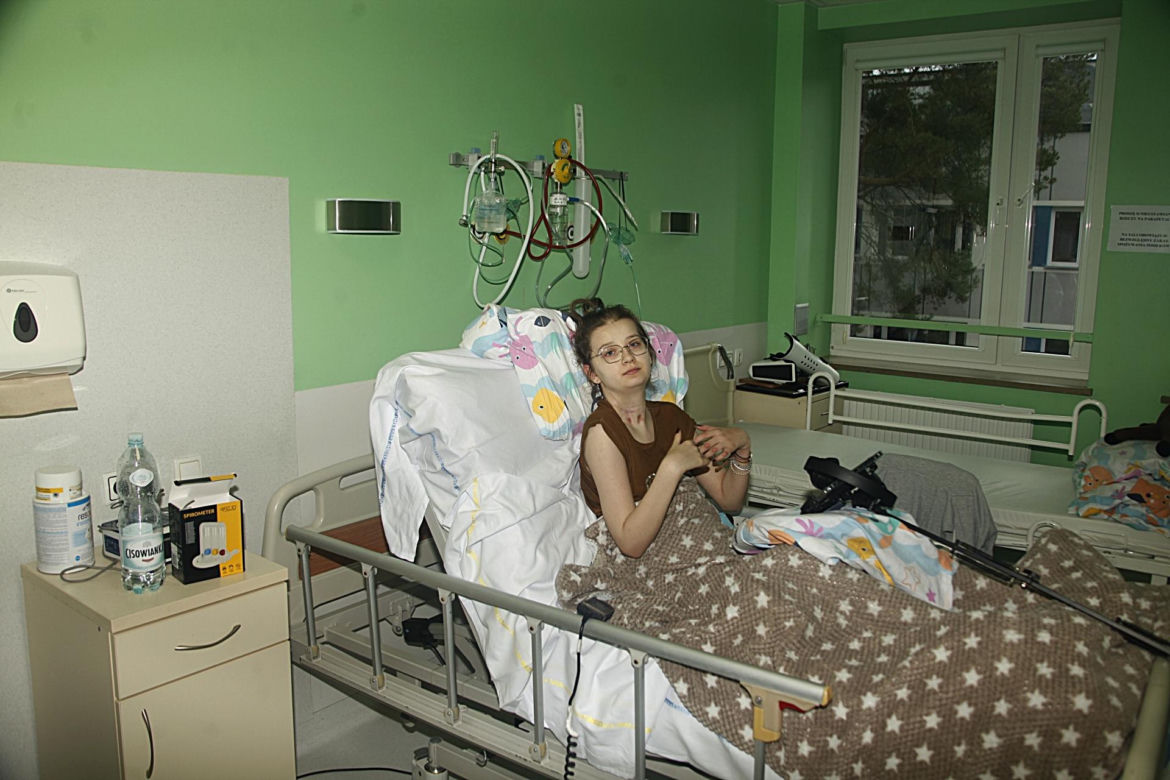 Koń zrujnował życie 16-letniej Klaudii. Mama: "Cudem udało się ją uratować"